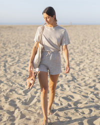 bo shorts lines woman 3