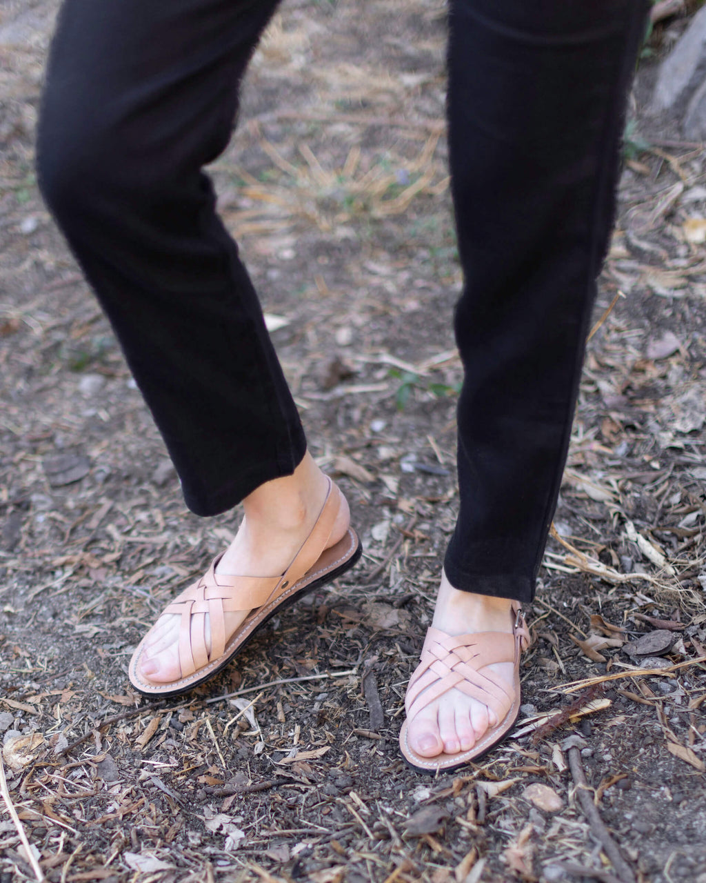 Women's Primo Sandals / Sand 4