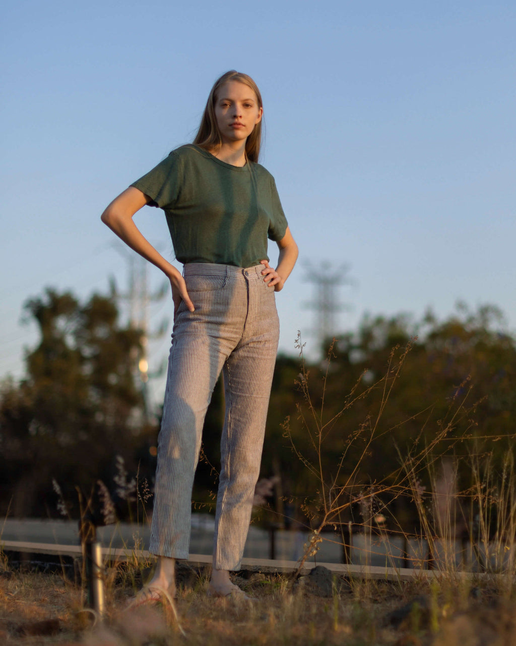 Women's Sun Tee / Pine 5