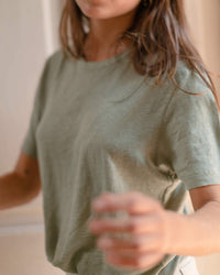 Women's Sun Tee / Moss 4