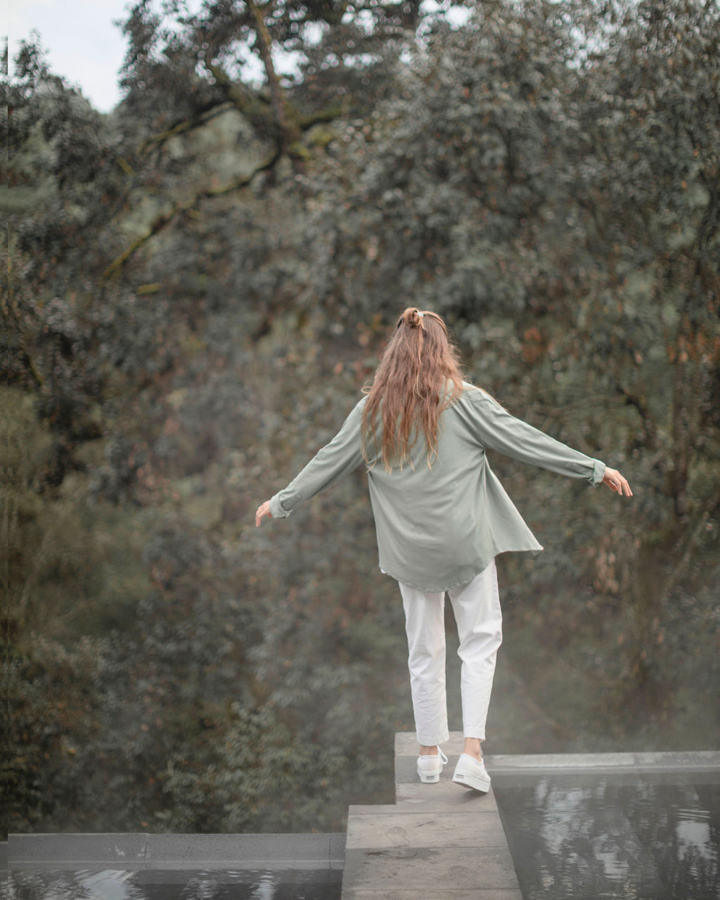 Women's Blanket Shirt | Moss 4