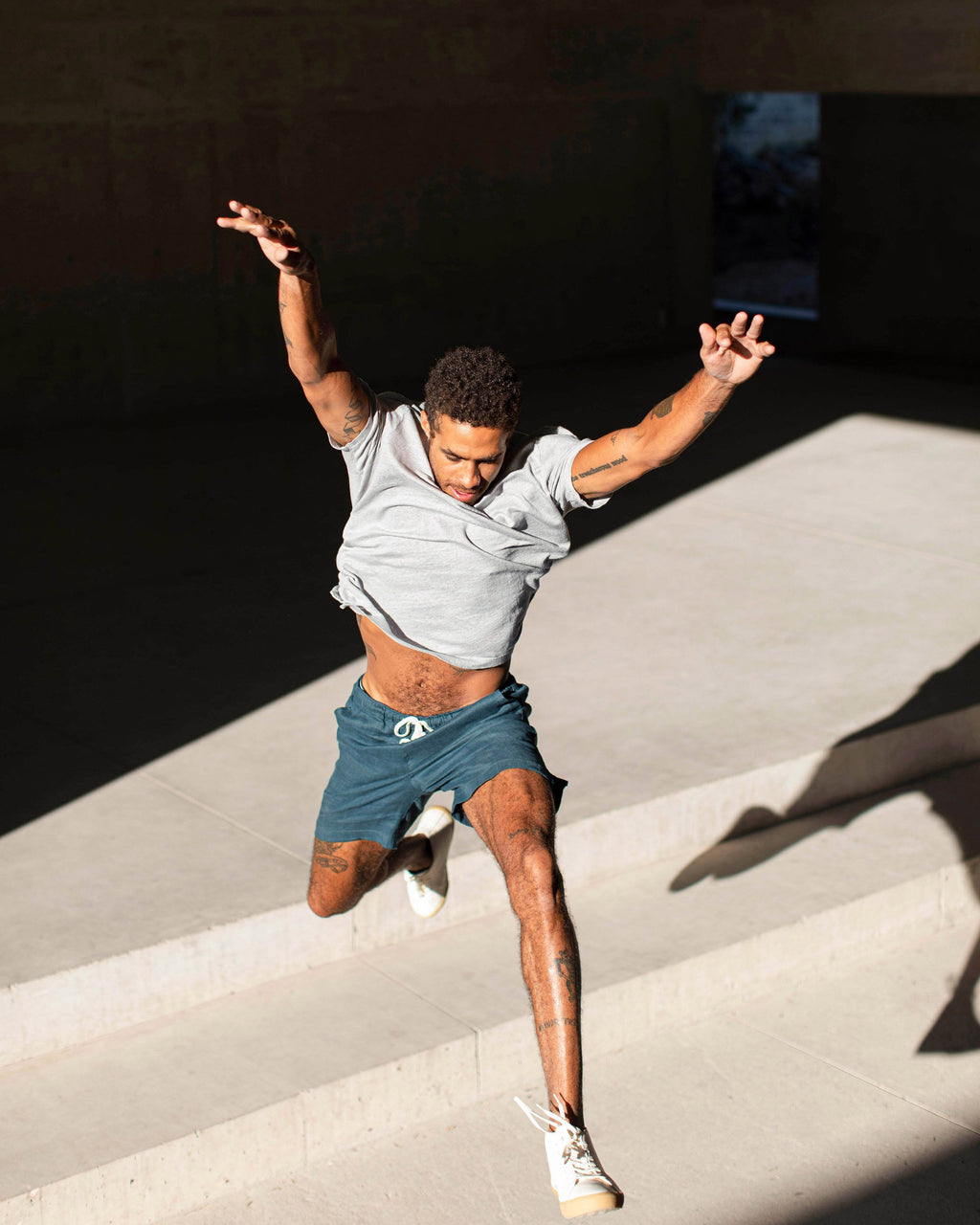 Men's Sun Tee / Steel 3